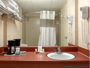 Suburban Studios Корділ Екстер'єр фото